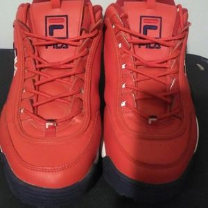 Fila,red size 14